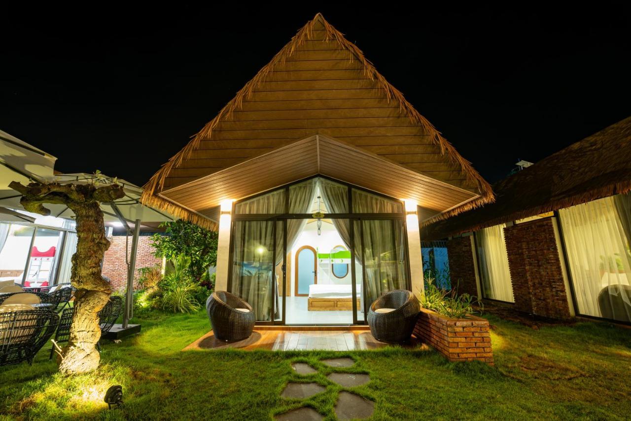 Apple House & Coffee Hotell Ba Ria Rum bild